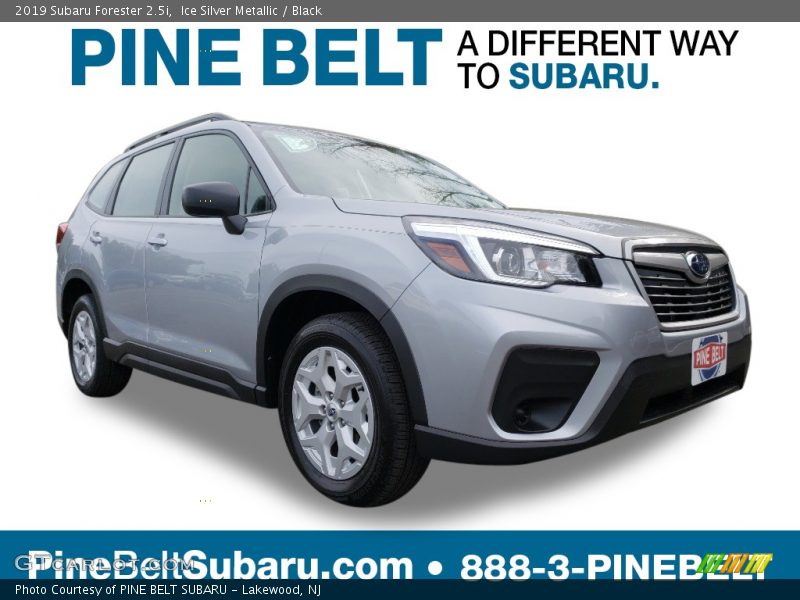 Ice Silver Metallic / Black 2019 Subaru Forester 2.5i