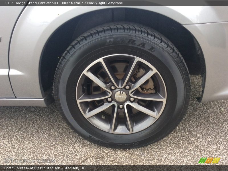 Billet Metallic / Black/Light Graystone 2017 Dodge Grand Caravan SXT