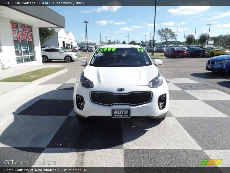 Clear White / Black 2017 Kia Sportage LX AWD