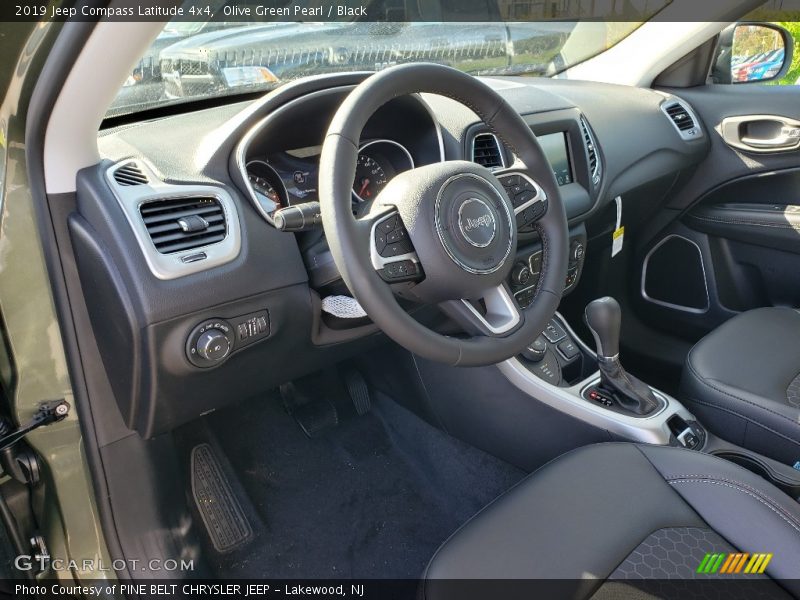 Olive Green Pearl / Black 2019 Jeep Compass Latitude 4x4
