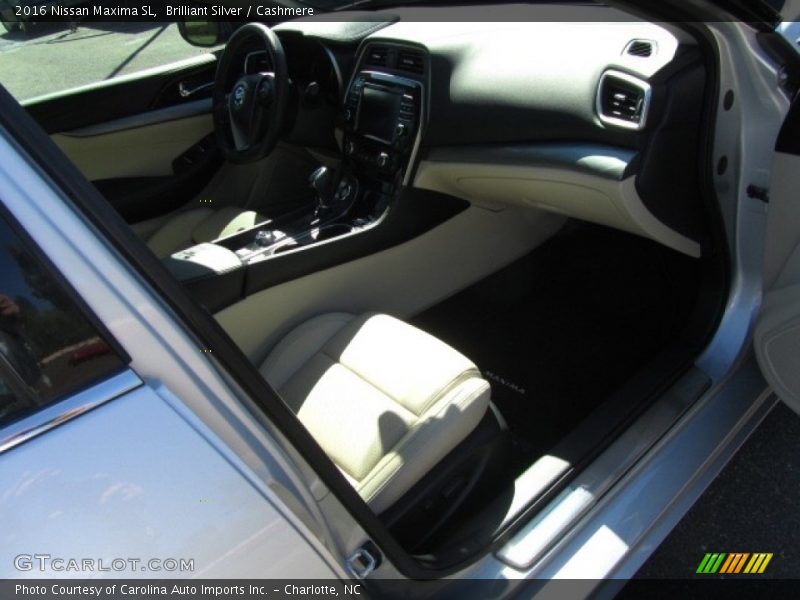 Brilliant Silver / Cashmere 2016 Nissan Maxima SL