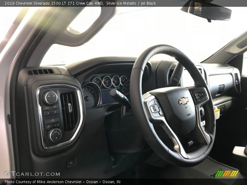 Silver Ice Metallic / Jet Black 2019 Chevrolet Silverado 1500 LT Z71 Crew Cab 4WD