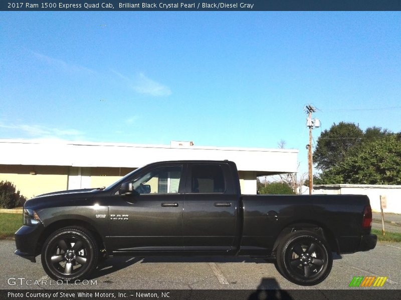 Brilliant Black Crystal Pearl / Black/Diesel Gray 2017 Ram 1500 Express Quad Cab