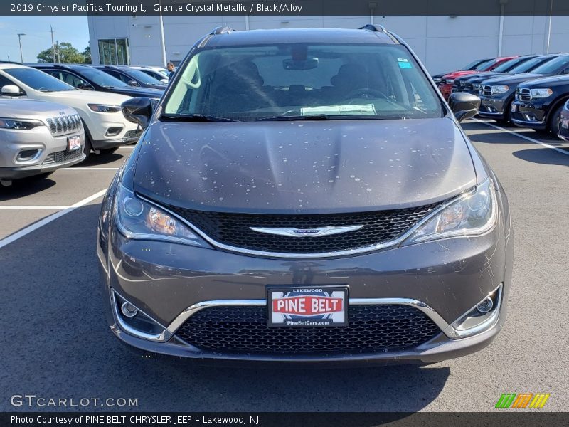 Granite Crystal Metallic / Black/Alloy 2019 Chrysler Pacifica Touring L