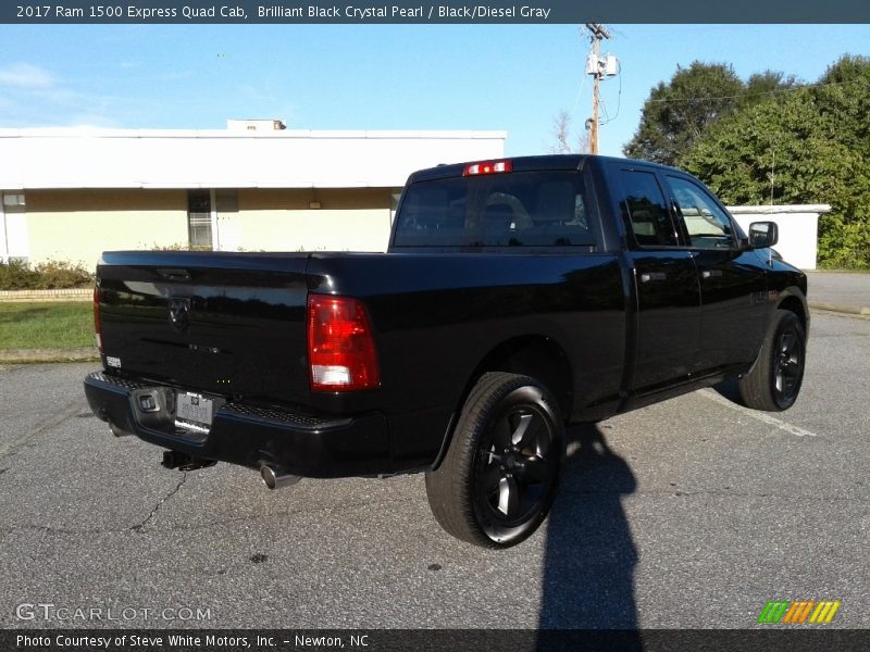 Brilliant Black Crystal Pearl / Black/Diesel Gray 2017 Ram 1500 Express Quad Cab