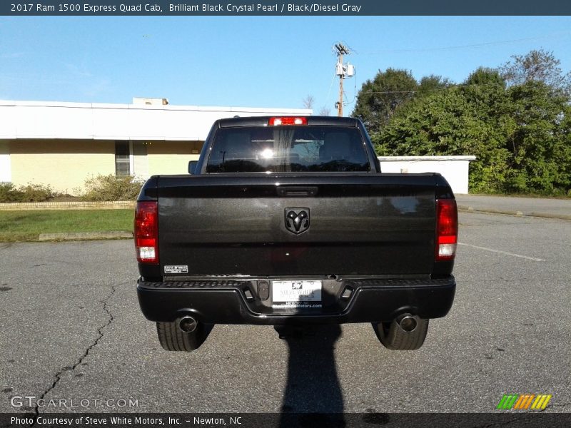 Brilliant Black Crystal Pearl / Black/Diesel Gray 2017 Ram 1500 Express Quad Cab