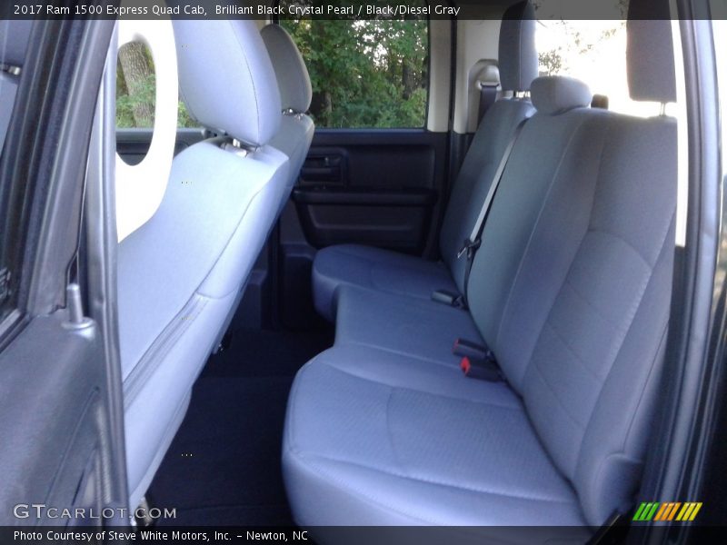 Brilliant Black Crystal Pearl / Black/Diesel Gray 2017 Ram 1500 Express Quad Cab