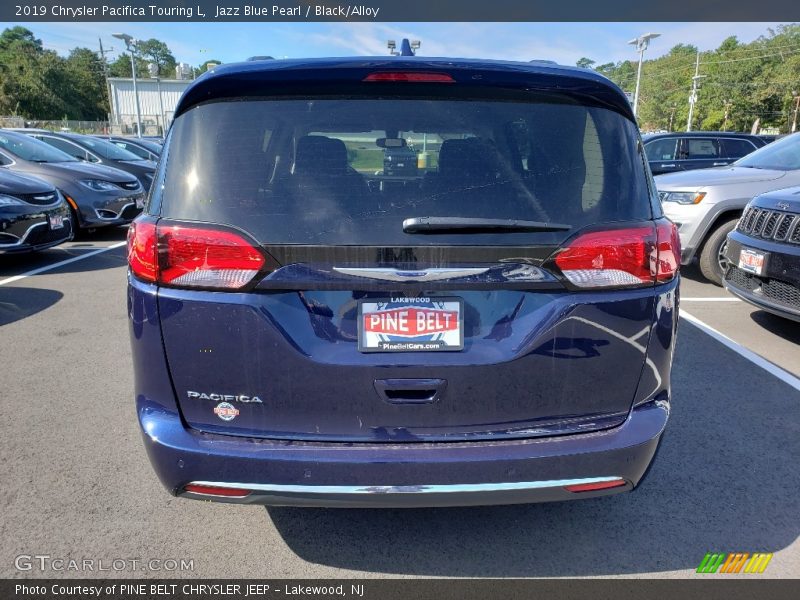 Jazz Blue Pearl / Black/Alloy 2019 Chrysler Pacifica Touring L
