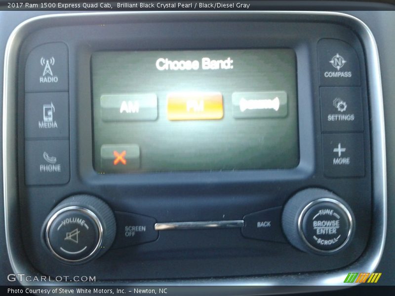 Brilliant Black Crystal Pearl / Black/Diesel Gray 2017 Ram 1500 Express Quad Cab