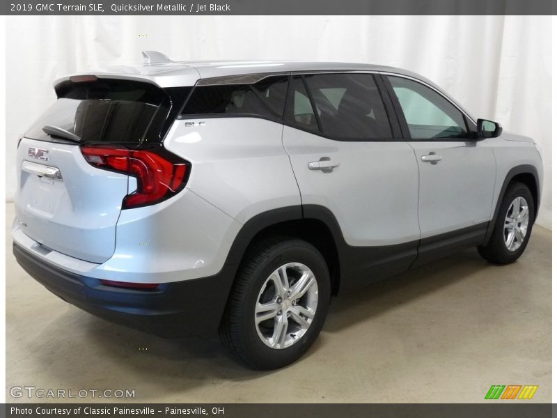 Quicksilver Metallic / Jet Black 2019 GMC Terrain SLE