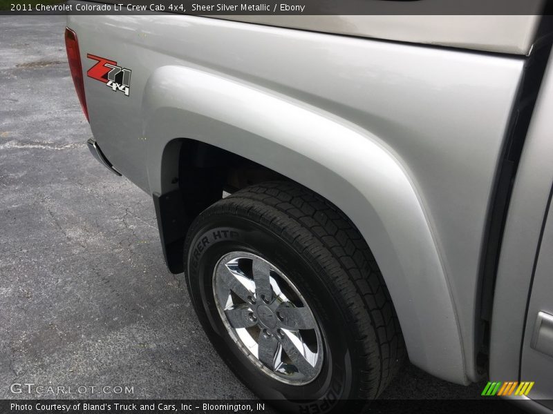 Sheer Silver Metallic / Ebony 2011 Chevrolet Colorado LT Crew Cab 4x4