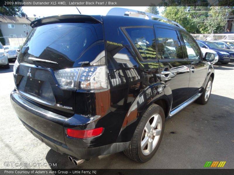 Labrador Black Pearl / Black 2009 Mitsubishi Outlander XLS 4WD