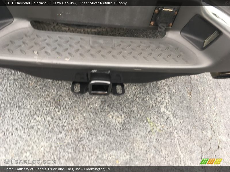 Sheer Silver Metallic / Ebony 2011 Chevrolet Colorado LT Crew Cab 4x4