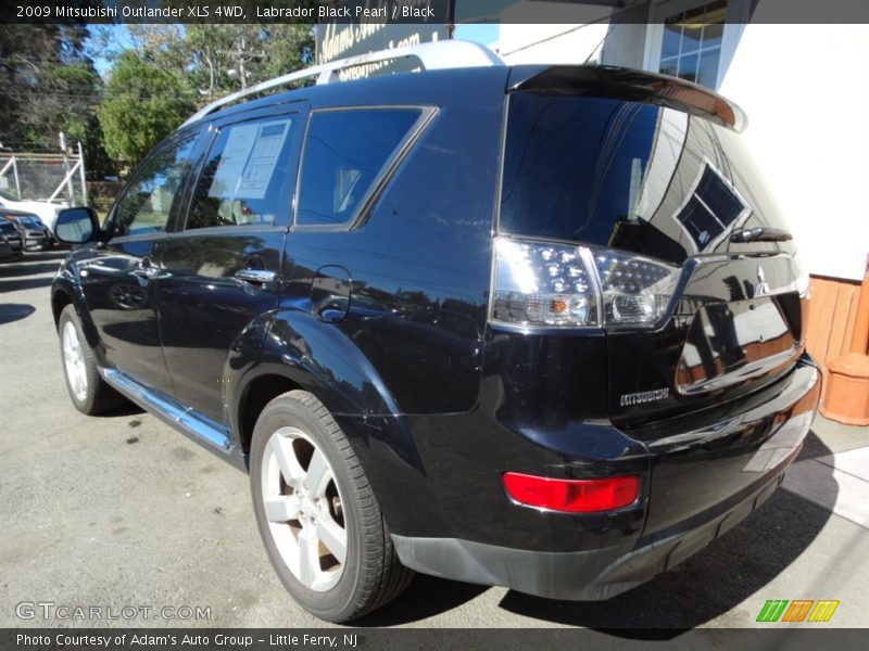 Labrador Black Pearl / Black 2009 Mitsubishi Outlander XLS 4WD