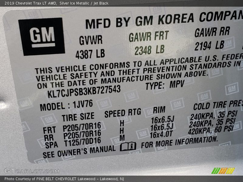 Silver Ice Metallic / Jet Black 2019 Chevrolet Trax LT AWD