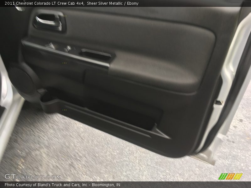 Sheer Silver Metallic / Ebony 2011 Chevrolet Colorado LT Crew Cab 4x4