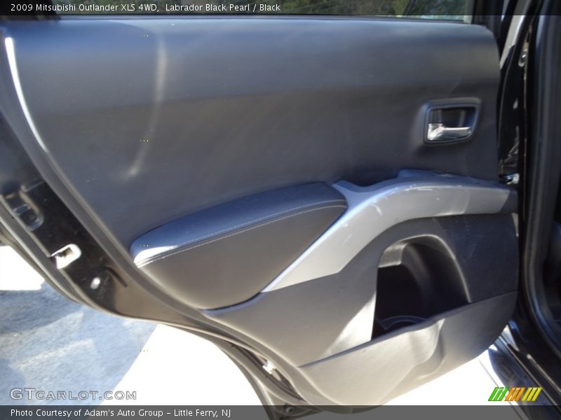 Labrador Black Pearl / Black 2009 Mitsubishi Outlander XLS 4WD