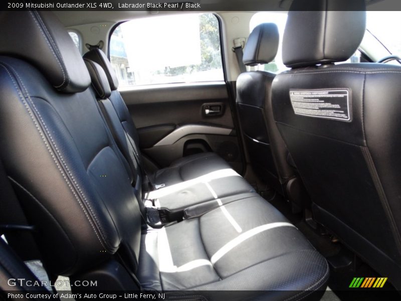 Labrador Black Pearl / Black 2009 Mitsubishi Outlander XLS 4WD