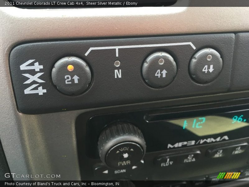 Sheer Silver Metallic / Ebony 2011 Chevrolet Colorado LT Crew Cab 4x4