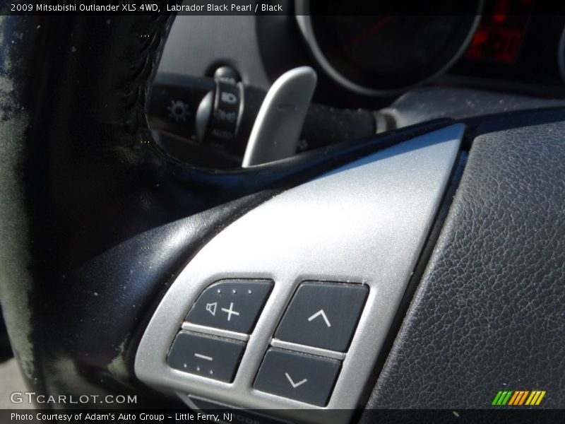 Labrador Black Pearl / Black 2009 Mitsubishi Outlander XLS 4WD