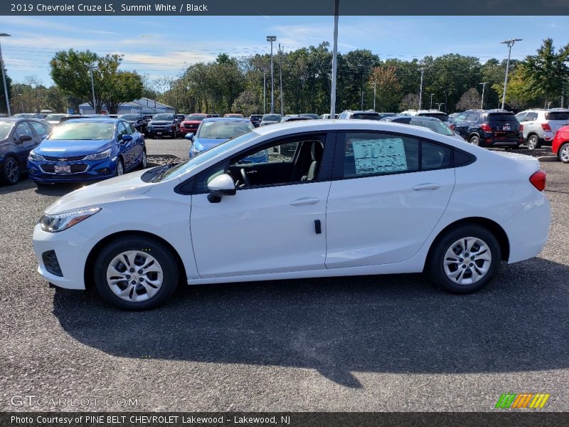 Summit White / Black 2019 Chevrolet Cruze LS