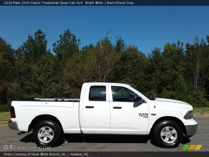 Bright White / Black/Diesel Gray 2019 Ram 1500 Classic Tradesman Quad Cab 4x4