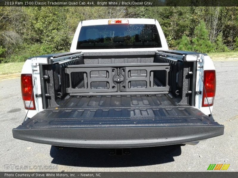 Bright White / Black/Diesel Gray 2019 Ram 1500 Classic Tradesman Quad Cab 4x4