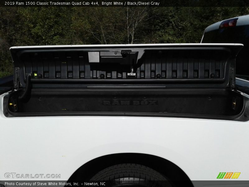 Bright White / Black/Diesel Gray 2019 Ram 1500 Classic Tradesman Quad Cab 4x4