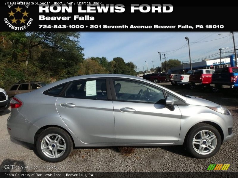 Ingot Silver / Charcoal Black 2018 Ford Fiesta SE Sedan