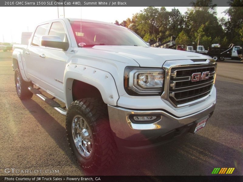 Summit White / Jet Black 2016 GMC Sierra 1500 SLE Crew Cab 4WD