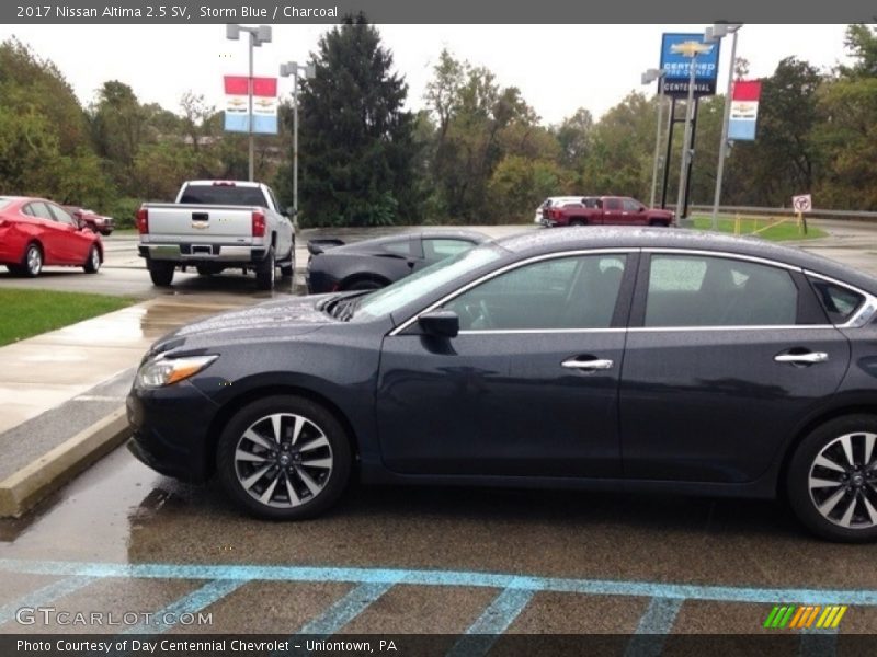 Storm Blue / Charcoal 2017 Nissan Altima 2.5 SV