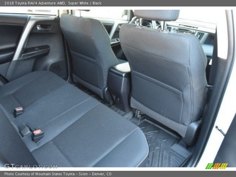 Super White / Black 2018 Toyota RAV4 Adventure AWD