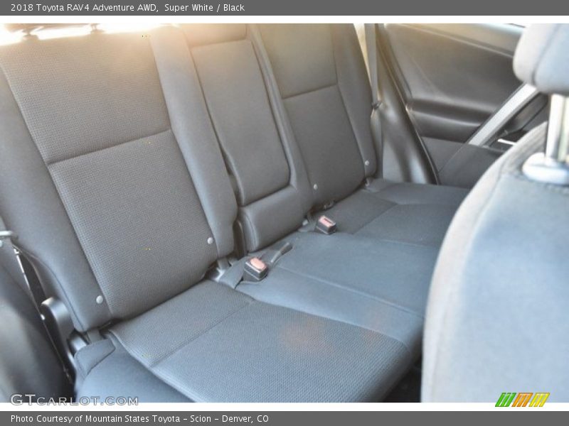 Super White / Black 2018 Toyota RAV4 Adventure AWD