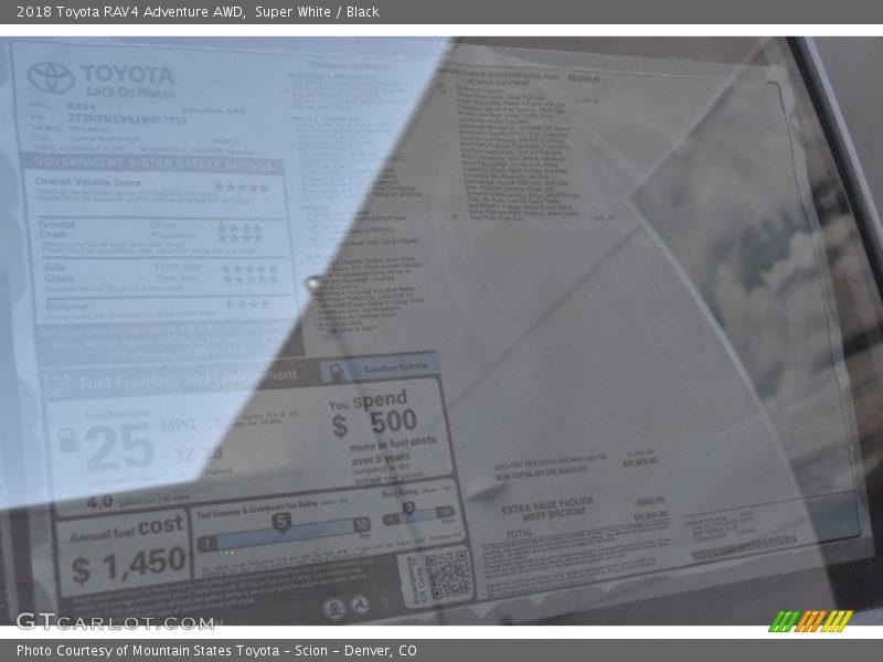 Super White / Black 2018 Toyota RAV4 Adventure AWD