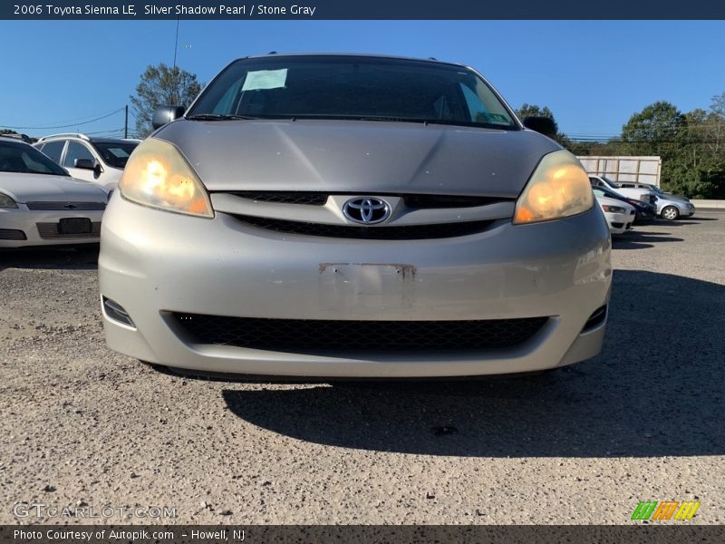 Silver Shadow Pearl / Stone Gray 2006 Toyota Sienna LE