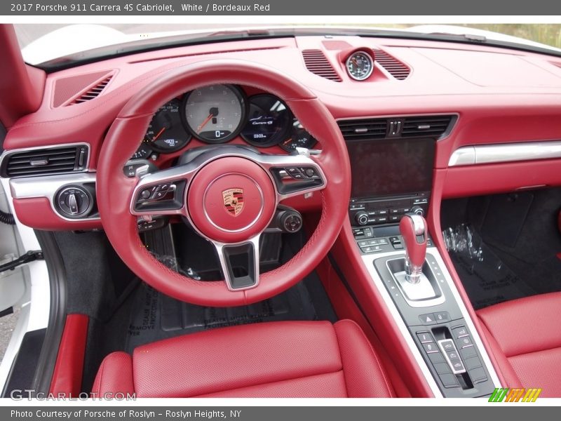 Dashboard of 2017 911 Carrera 4S Cabriolet