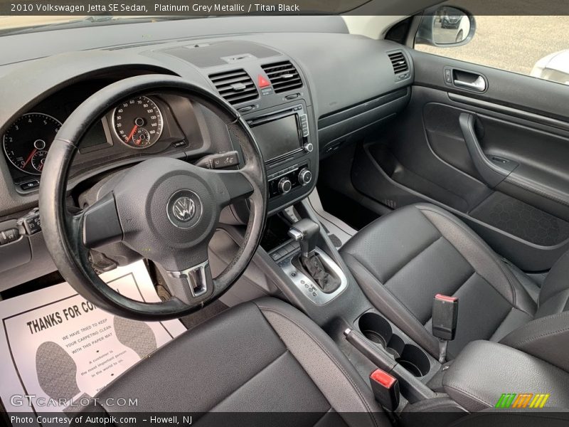 Platinum Grey Metallic / Titan Black 2010 Volkswagen Jetta SE Sedan