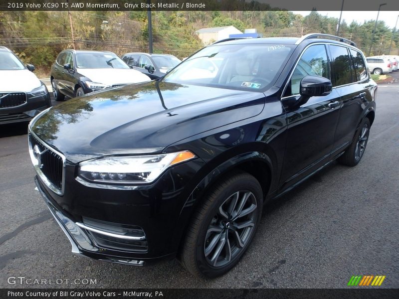 Onyx Black Metallic / Blonde 2019 Volvo XC90 T5 AWD Momentum