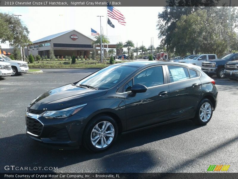 Nightfall Gray Metallic / Black 2019 Chevrolet Cruze LT Hatchback