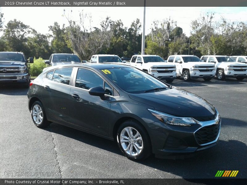 Nightfall Gray Metallic / Black 2019 Chevrolet Cruze LT Hatchback