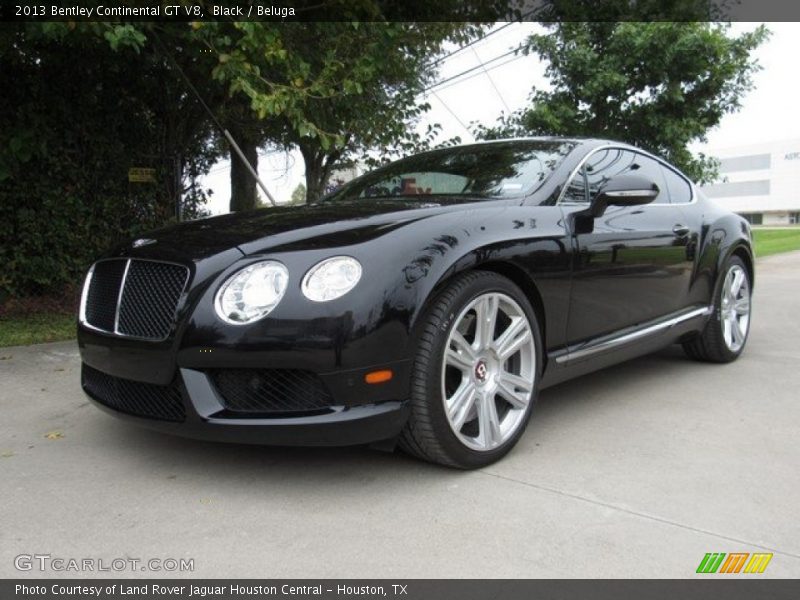 Front 3/4 View of 2013 Continental GT V8 