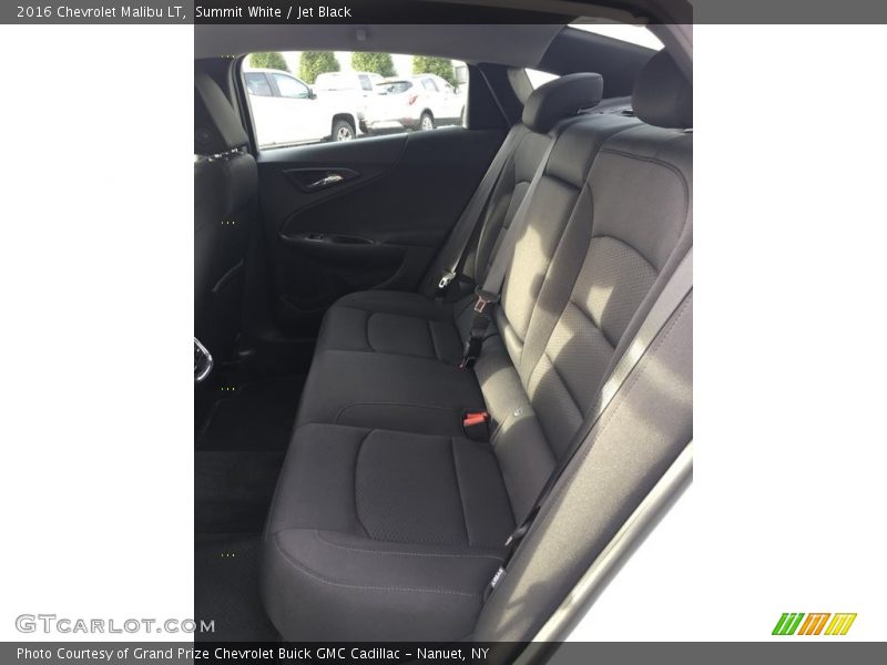 Summit White / Jet Black 2016 Chevrolet Malibu LT