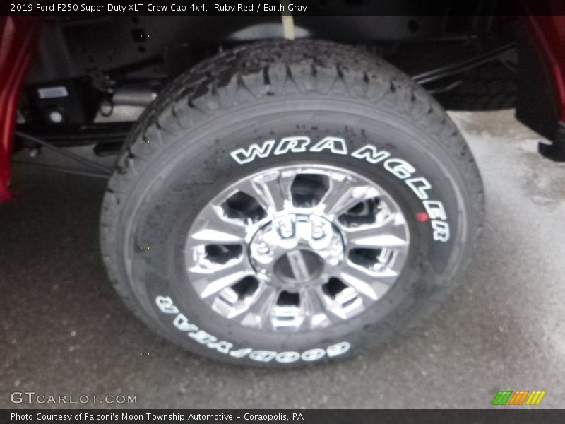 Ruby Red / Earth Gray 2019 Ford F250 Super Duty XLT Crew Cab 4x4