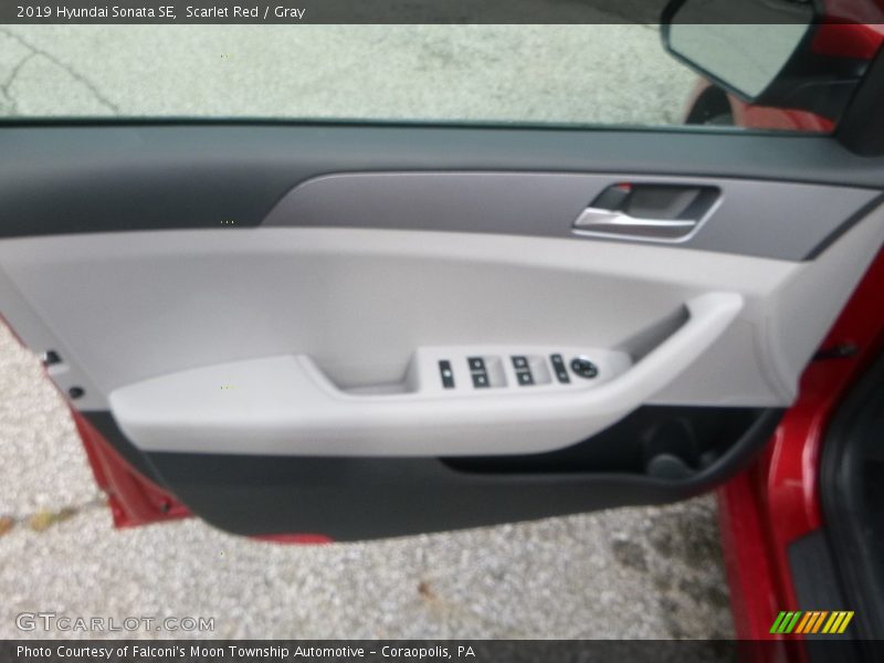 Scarlet Red / Gray 2019 Hyundai Sonata SE