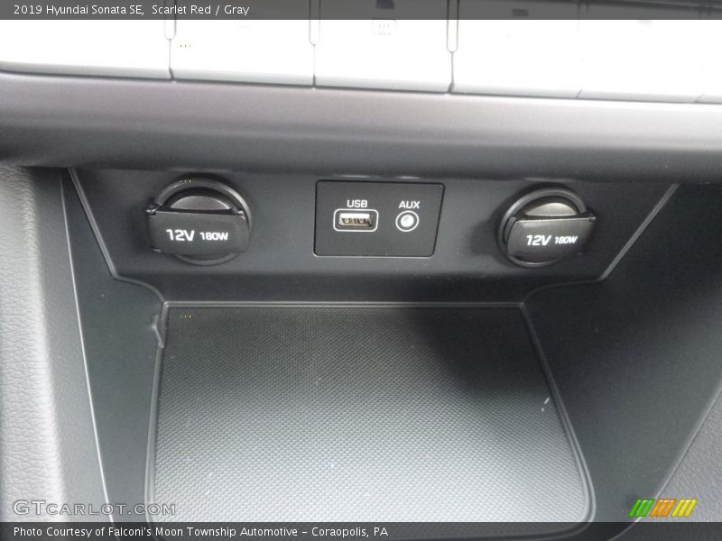 Scarlet Red / Gray 2019 Hyundai Sonata SE