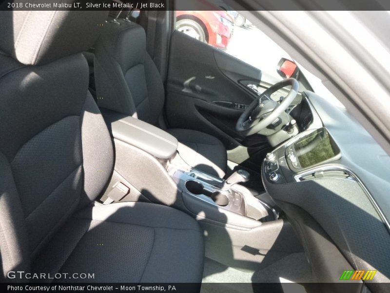 Silver Ice Metallic / Jet Black 2018 Chevrolet Malibu LT