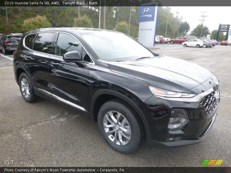 Front 3/4 View of 2019 Santa Fe SEL AWD