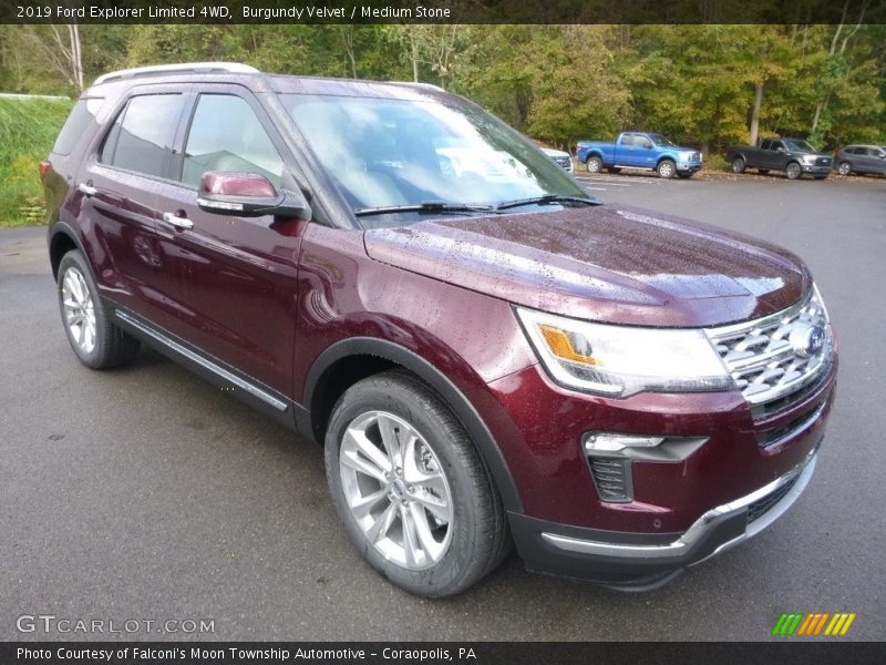 Front 3/4 View of 2019 Explorer Limited 4WD