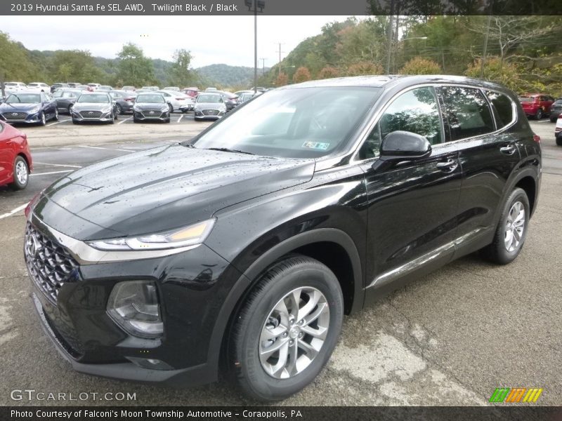 Front 3/4 View of 2019 Santa Fe SEL AWD