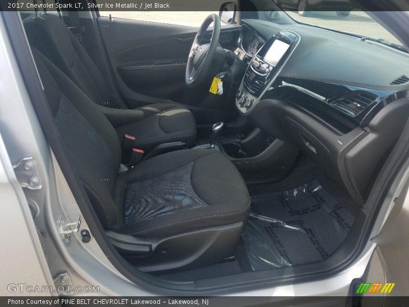 Silver Ice Metallic / Jet Black 2017 Chevrolet Spark LT